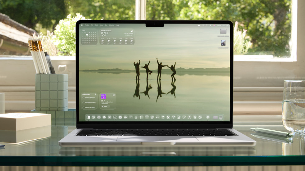 Liquid Glass design language